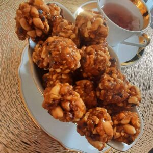 Cacahuètes caramélisées dorées - un délice naturel, sans additifs